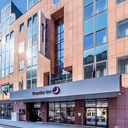 Premier Inn Frankfurt City Centre Frankfurt am Main ภายนอก รูปภาพ