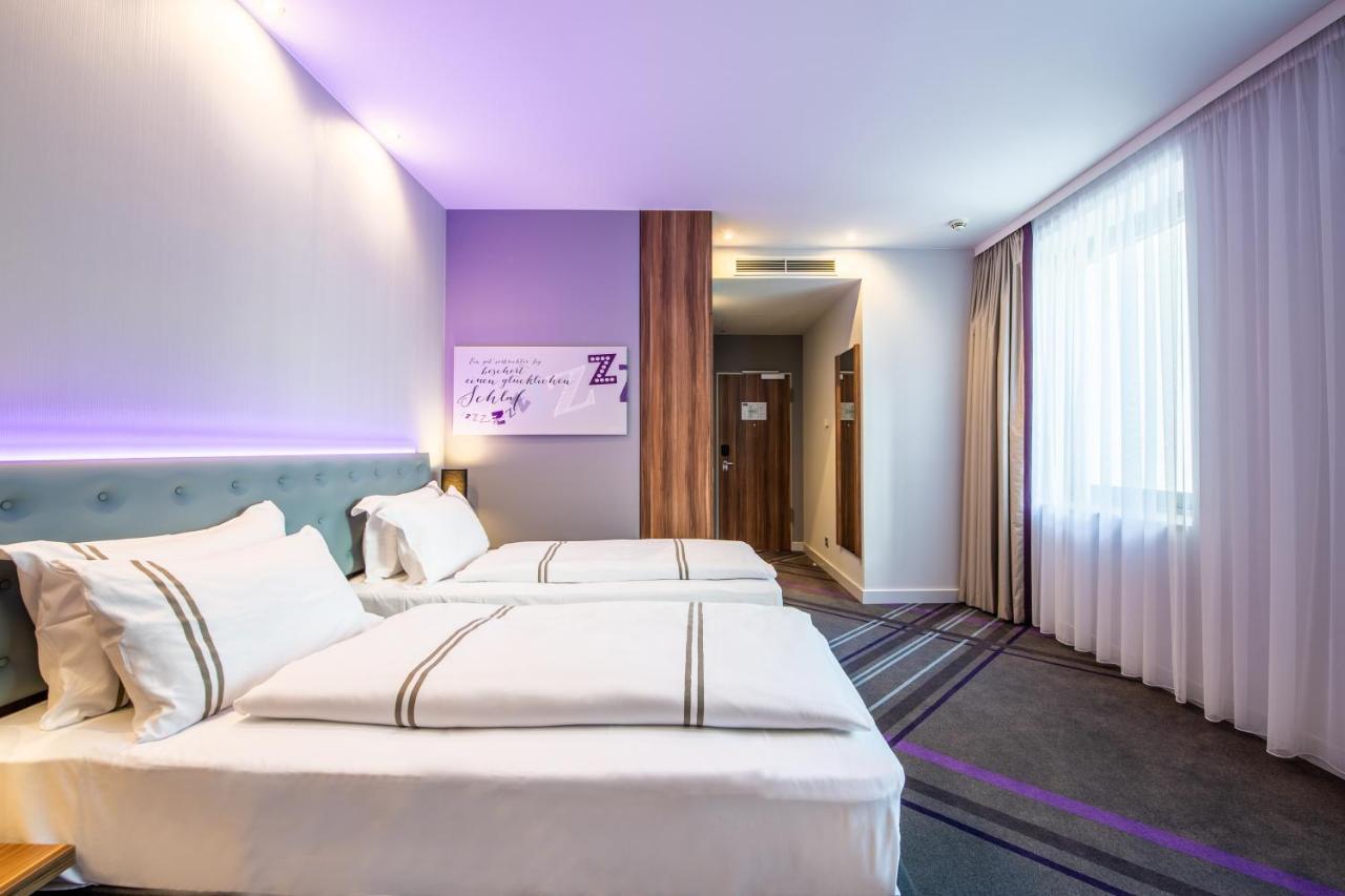 Premier Inn Frankfurt City Centre Frankfurt am Main ภายนอก รูปภาพ