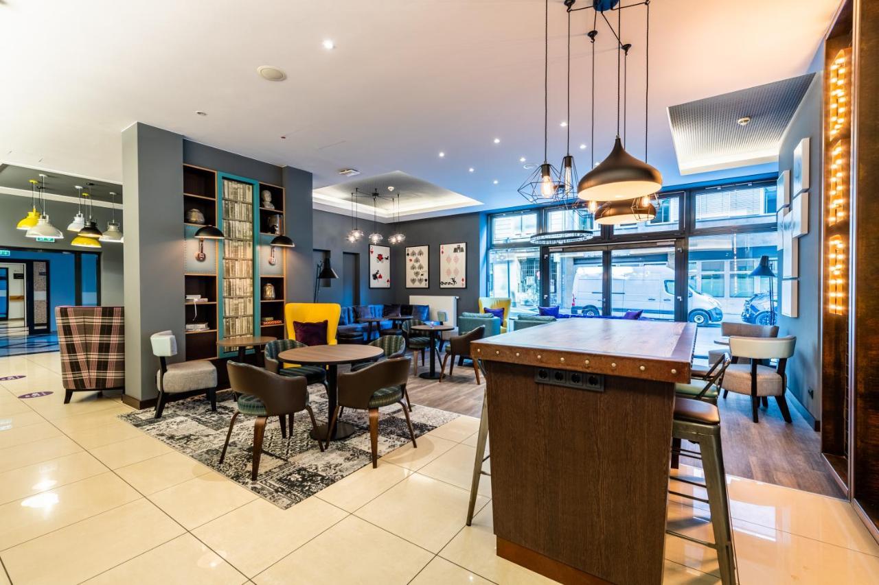 Premier Inn Frankfurt City Centre Frankfurt am Main ภายนอก รูปภาพ